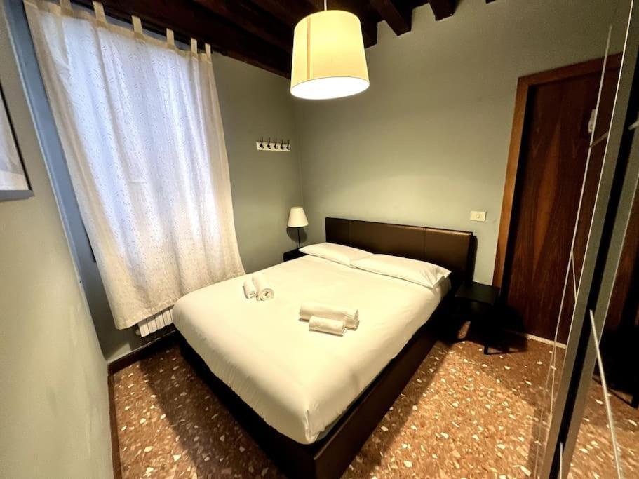 San Marco - Elegante Suite Venecia Exterior foto